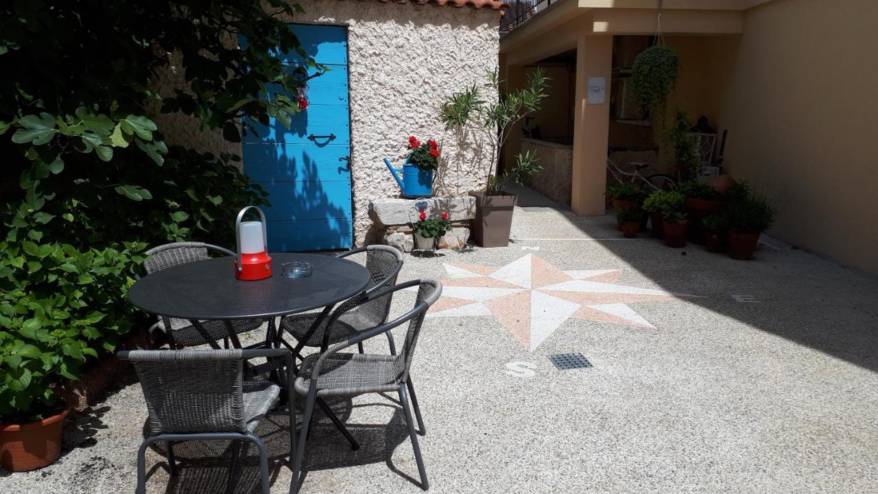 Apartman Ema Malinska Zewnętrze zdjęcie